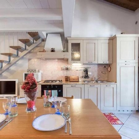 Casa Vacanze Rosalba Ferrara di Monte Baldo Zewnętrze zdjęcie